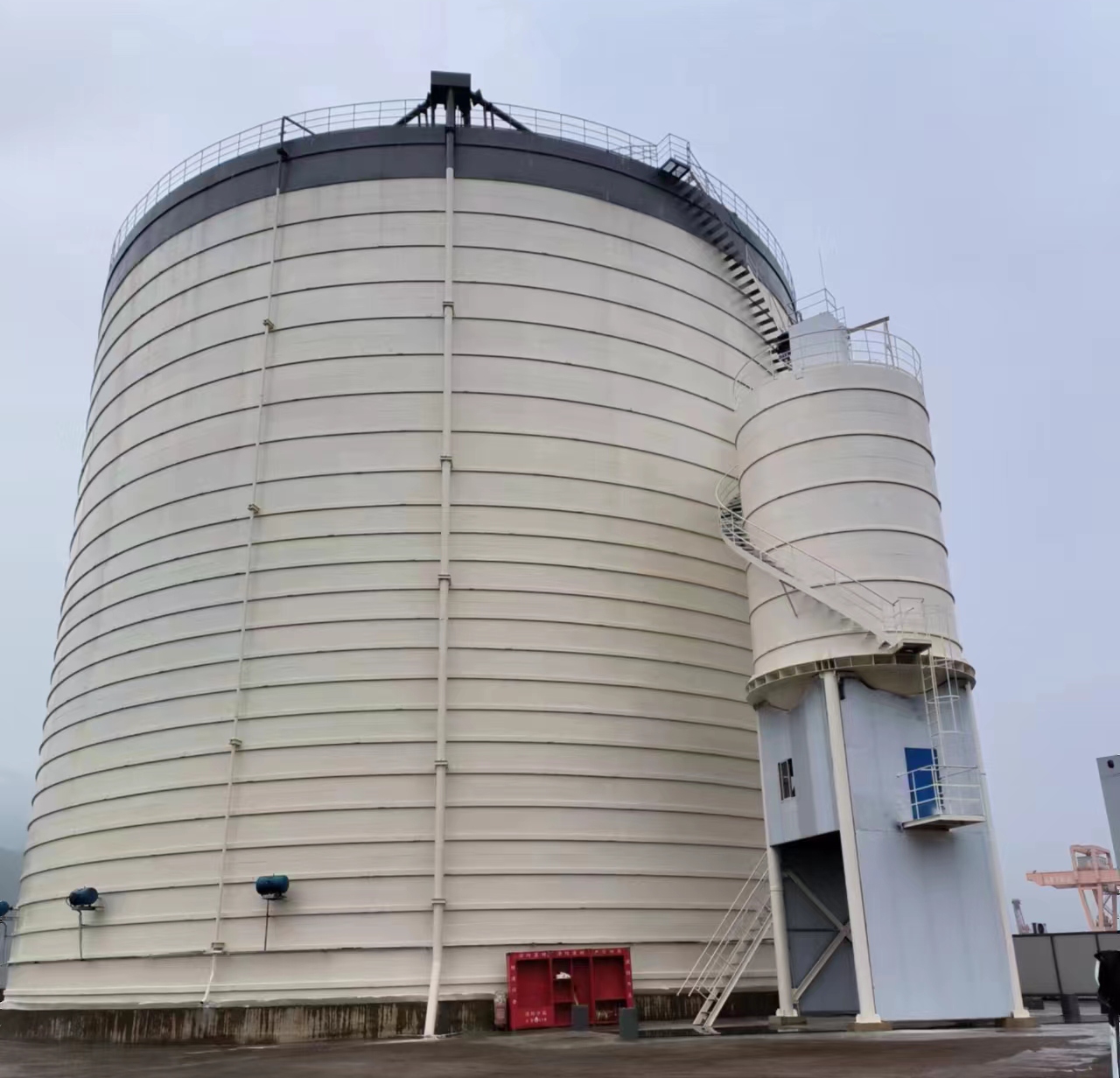 阿巴嘎10万吨水泥钢板库